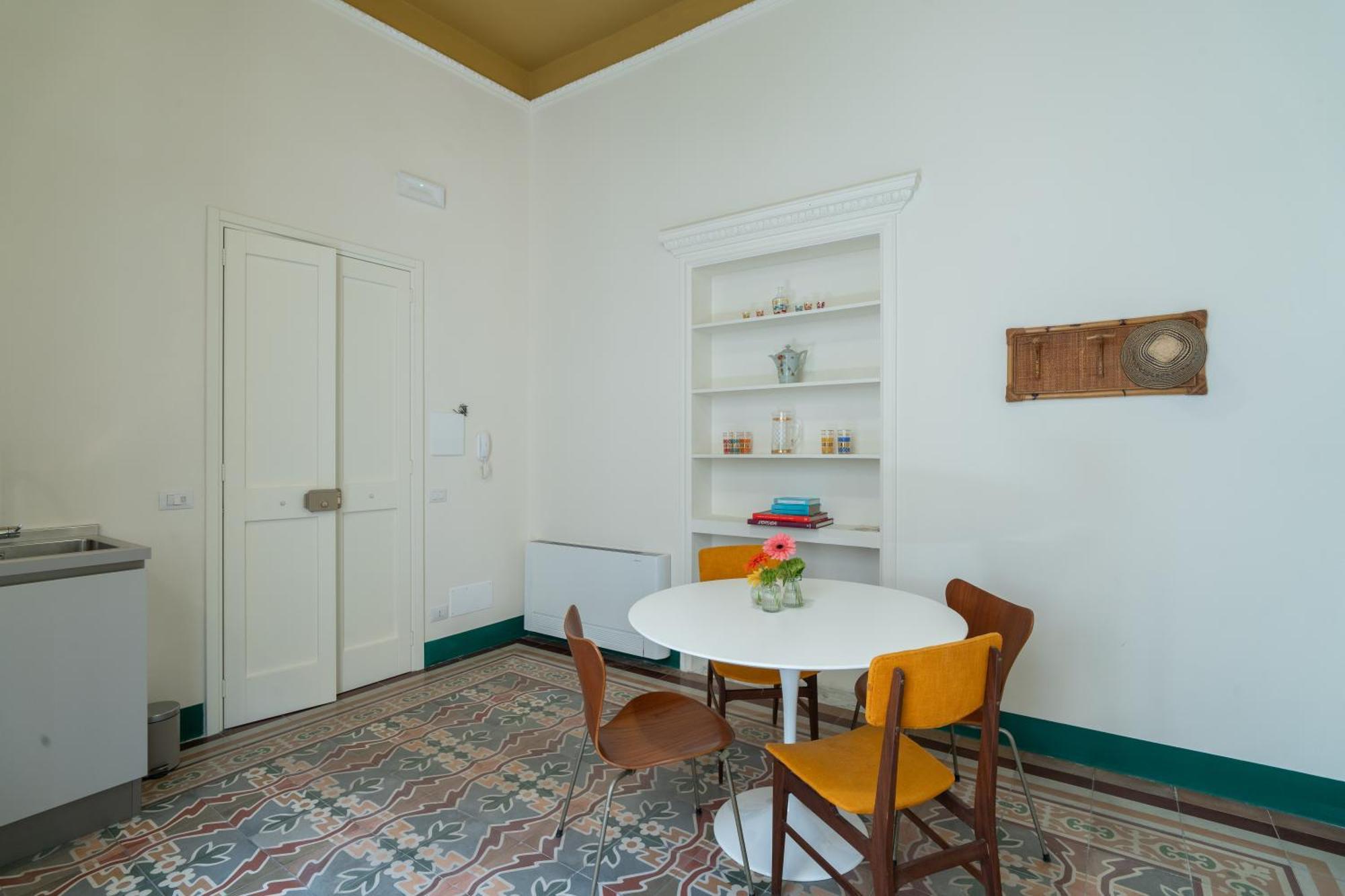 Margherita Apartment & Rooftop By Residence Colibri Lecce Exterior photo
